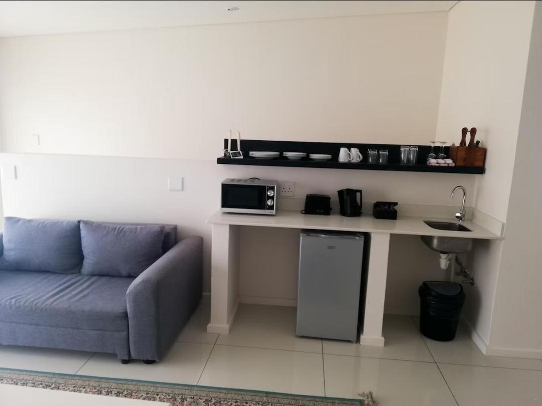 Ana'S Place Apartments Мозел Бей Стая снимка