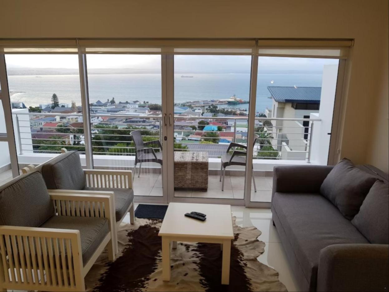 Ana'S Place Apartments Мозел Бей Стая снимка