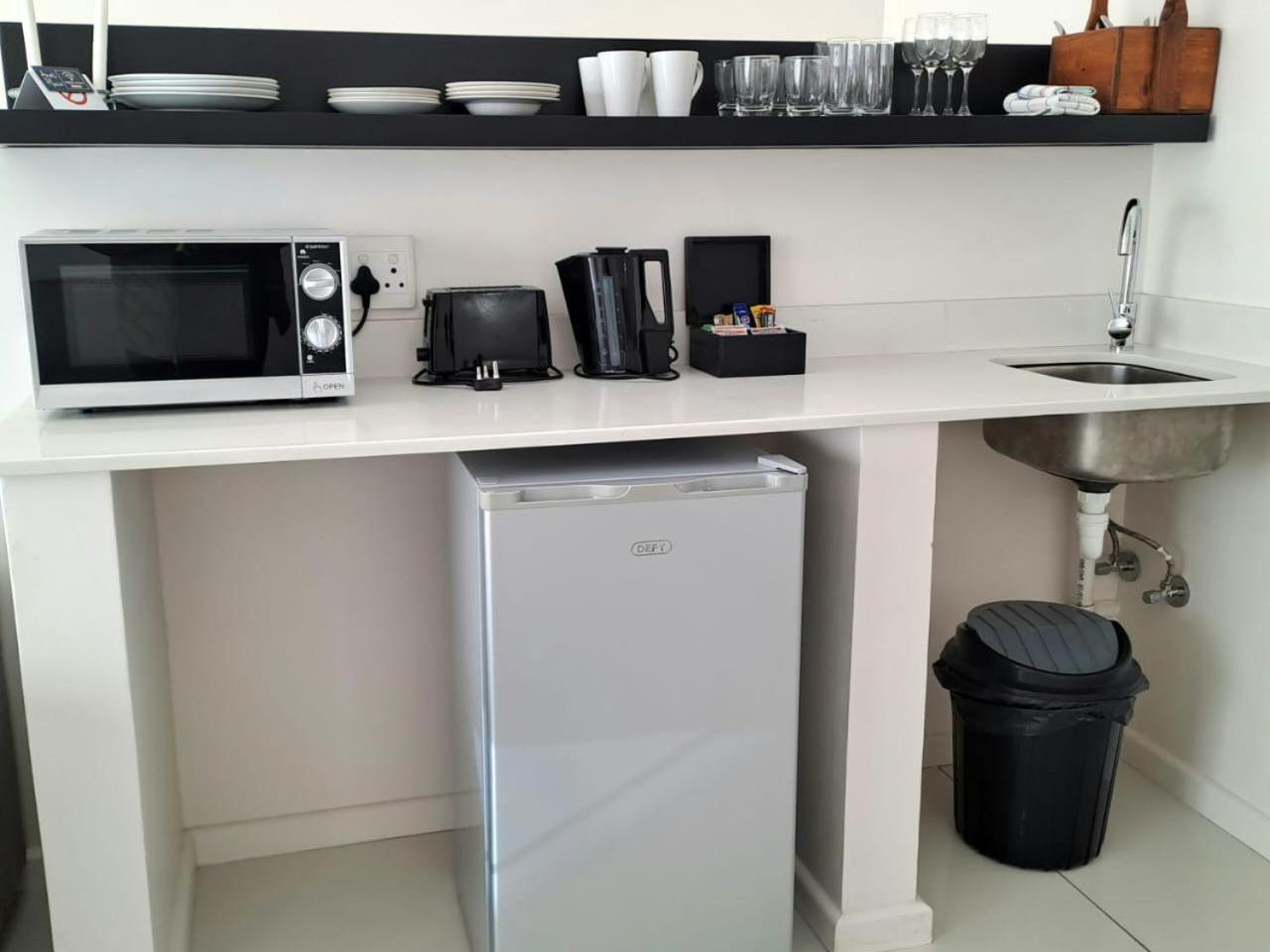Ana'S Place Apartments Мозел Бей Стая снимка