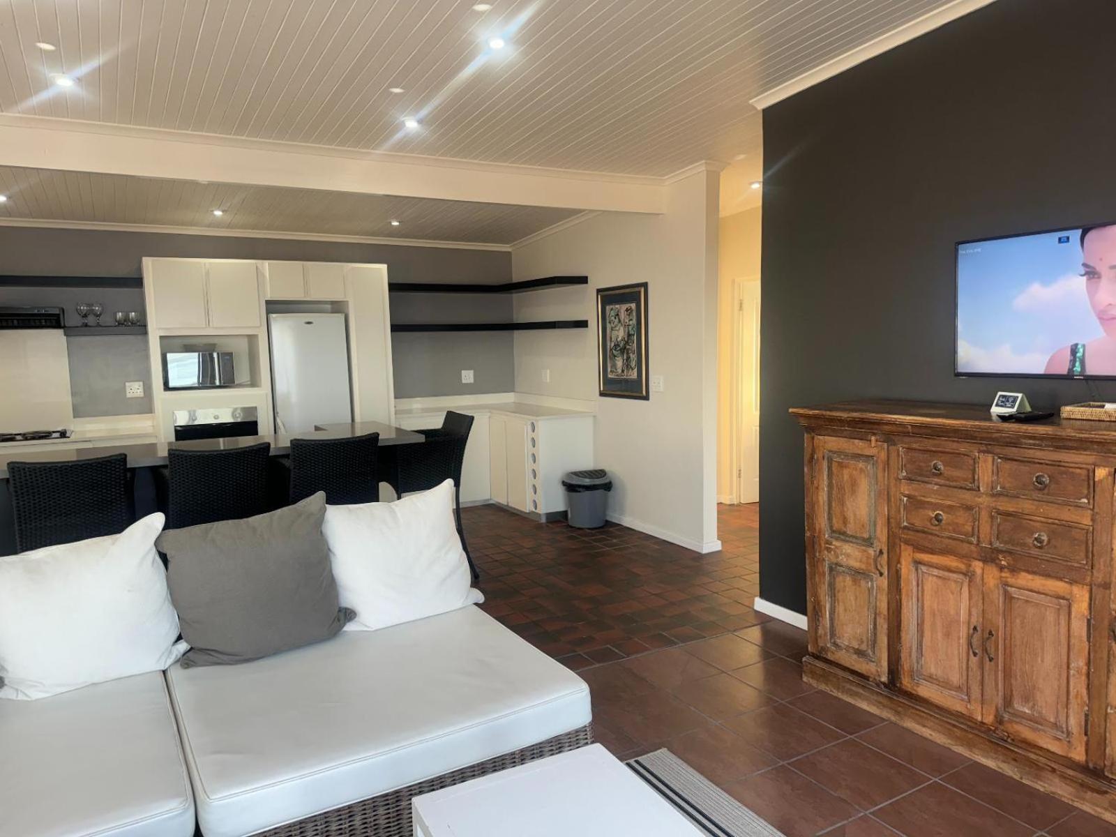 Ana'S Place Apartments Мозел Бей Екстериор снимка