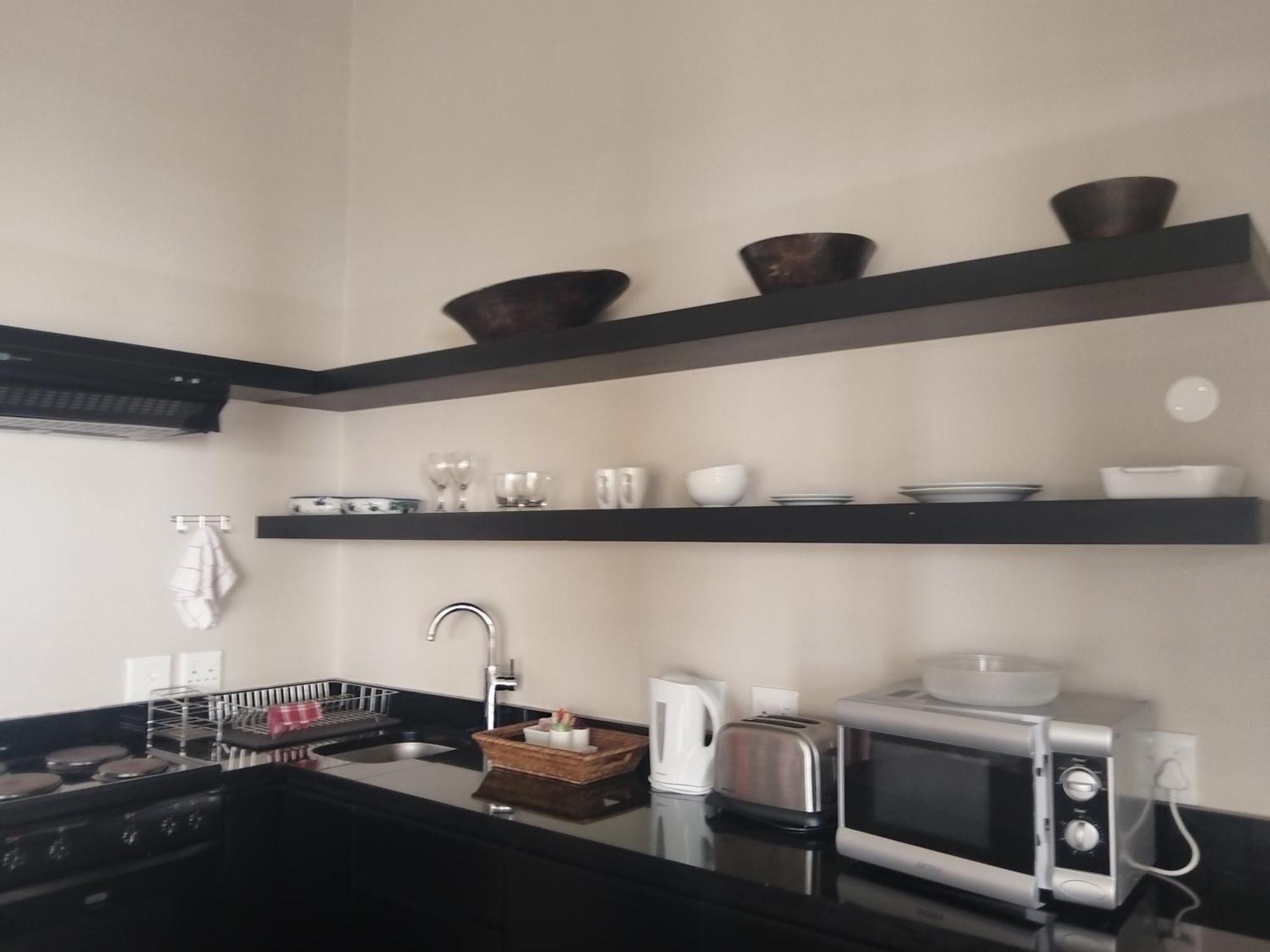 Ana'S Place Apartments Мозел Бей Екстериор снимка